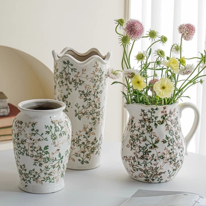 Handcrafted ceramic vase with floral motifs Kalsten