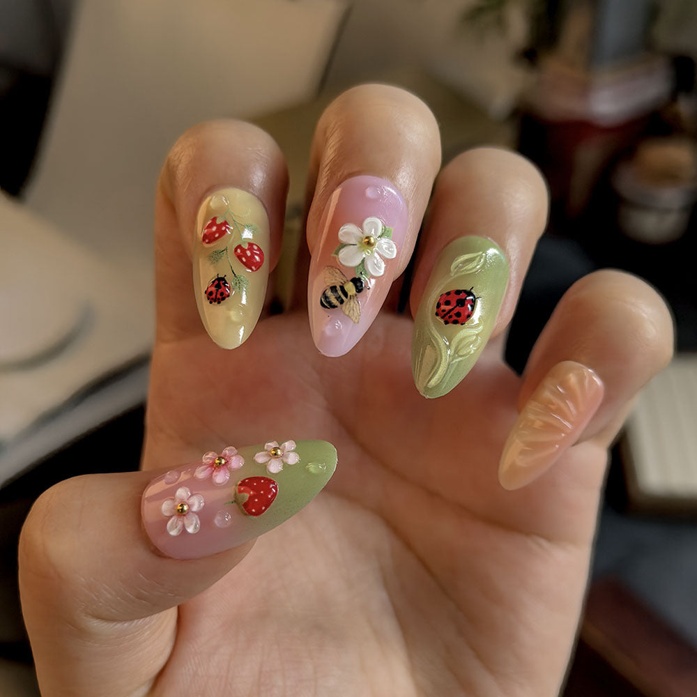 Artistic Floral Design Press-On Nails Kalsten