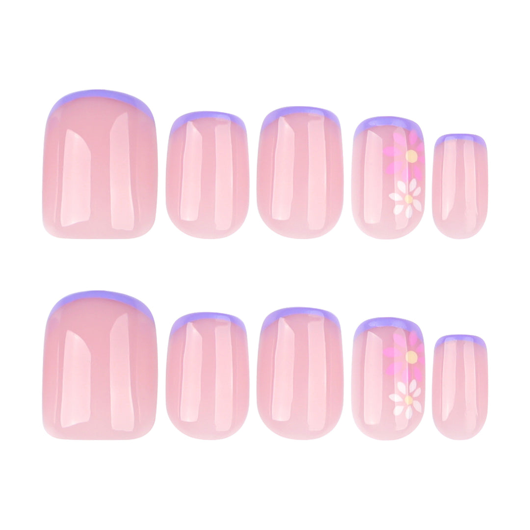 Floral Accent Press-On Nail Tips Kalsten