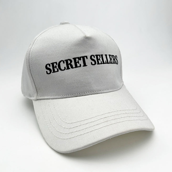 Women's Elegant Baseball Cap with High-Quality Embroidery Kalsten