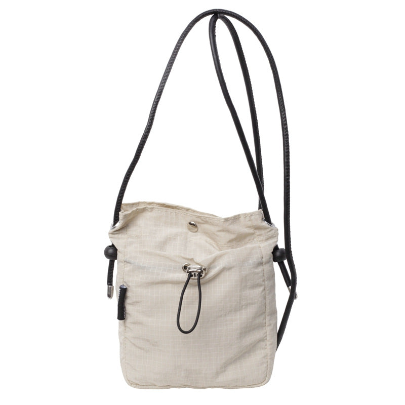 Practical shoulder bag with adjustable carrying system Kalsten