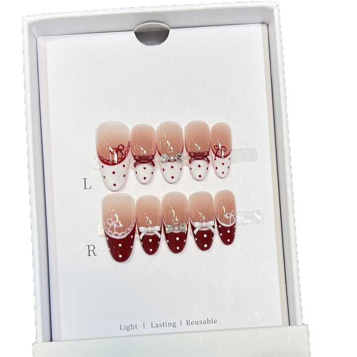 Elegant Reusable Press-On Nails with Artistic Details Kalsten