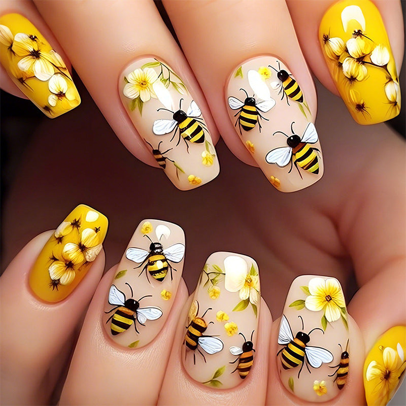 Artificial nail set with floral and bee motifs Kalsten