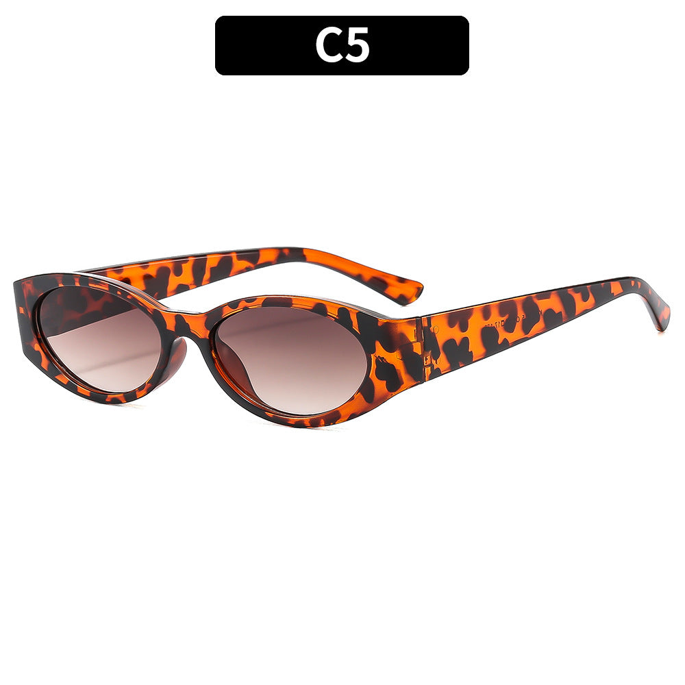Sleek Oval Frame Sunglasses