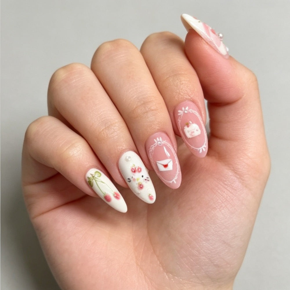 Creative artificial nails with detailed 3D motifs Kalsten