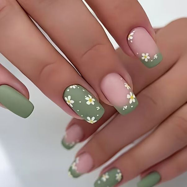 Floral Accent Nail Art Kalsten