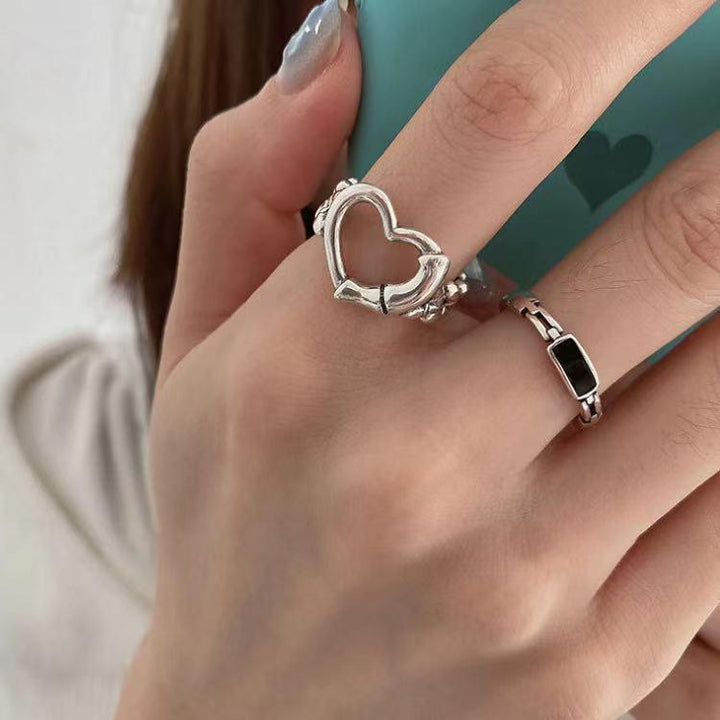 Heart-Shaped Silver Statement Ring Kalsten