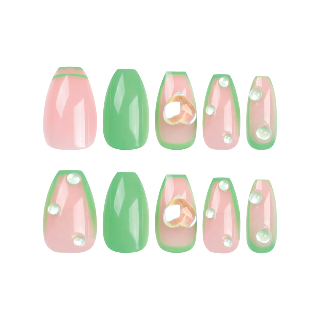 Creative Nail Art with Glitter and Heart Decorations Kalsten