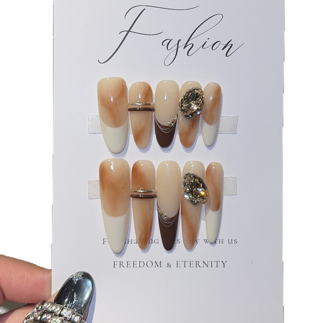 Artificial nail set with elegant glamour design Kalsten