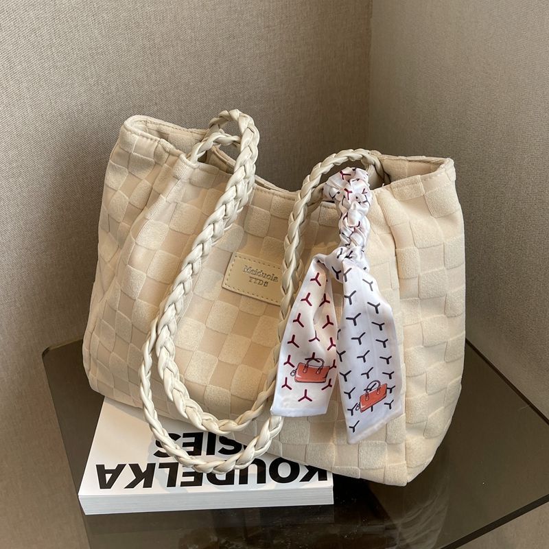 Woven Handcrafted Tote Kalsten