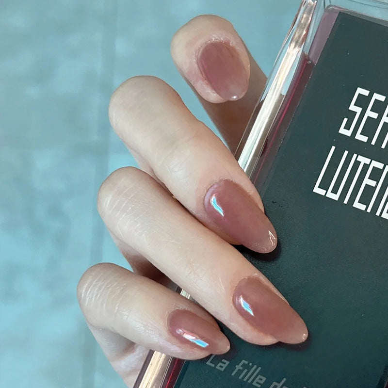 Elegant Press-On Nail Set with Natural Finish