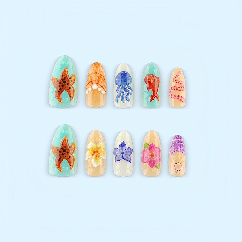 Creative art nails with maritime sea motif Kalsten