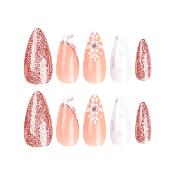 Artfully designed Gel Nails Kalsten