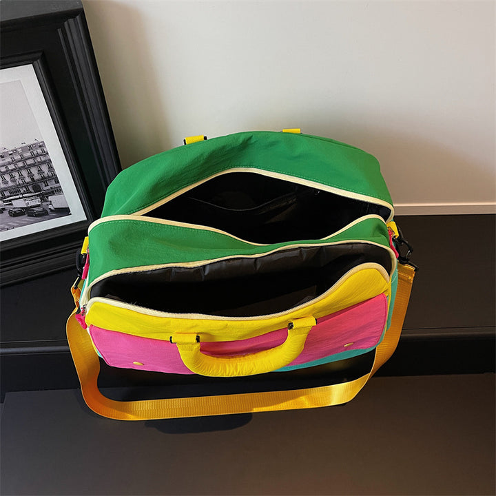 Versatile Multi-Pocket Sport Weekend Duffle Kalsten
