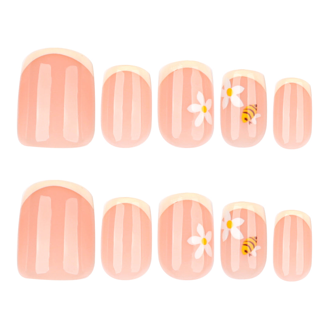 Artificial nail art with flower and bee motifs Kalsten
