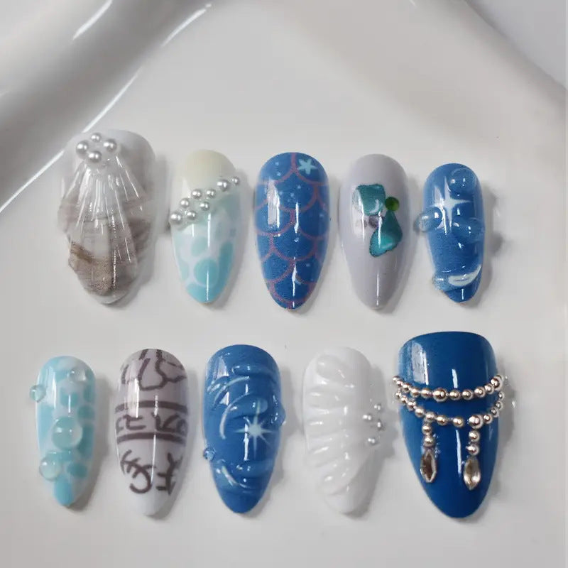 Artistic Ocean-Themed Press-On Nail Art Kalsten