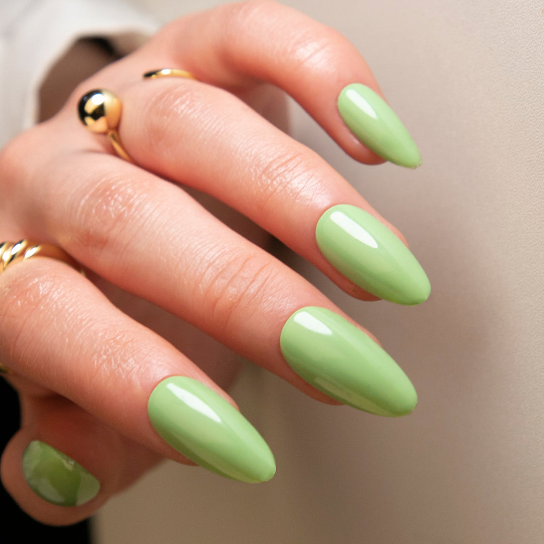 elegant Stiletto nails in high gloss finish Kalsten