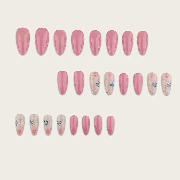 Artificial Nails in Elegant Flower Design Kalsten
