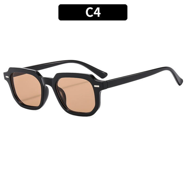 Fashionable Bold Frame Sunglasses