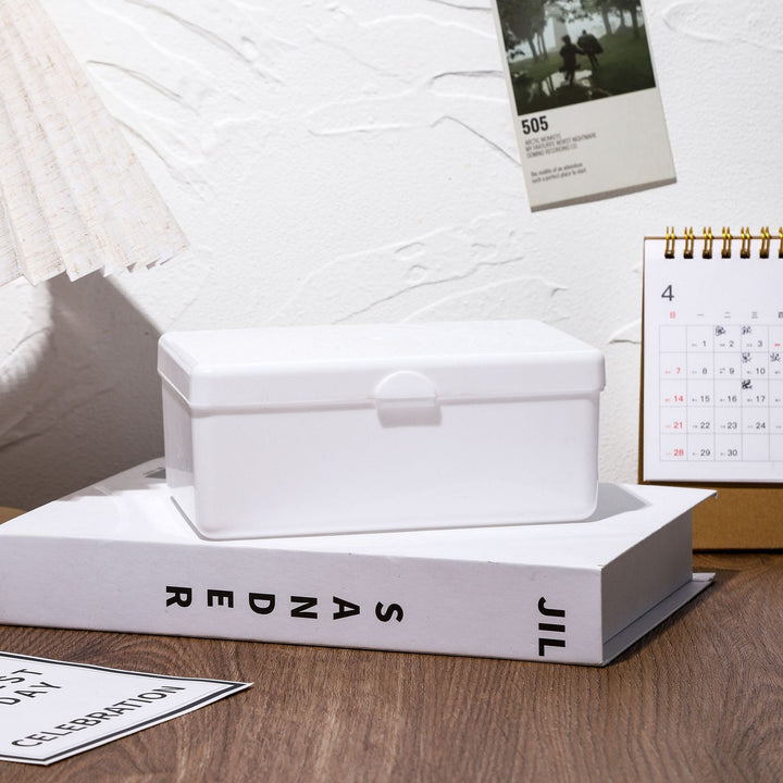 Versatile Storage Box with Secure Lid Kalsten