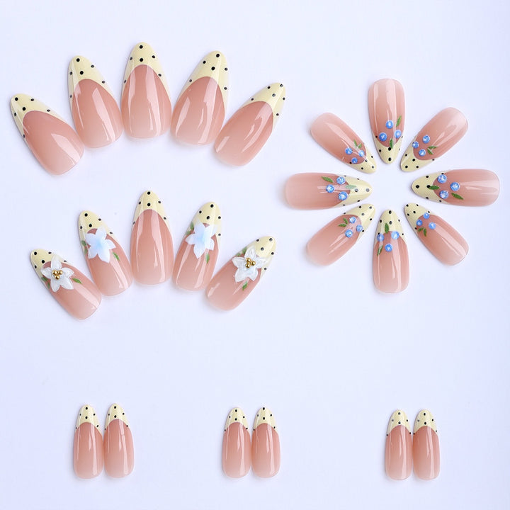 Trendy Nail Art Kalsten
