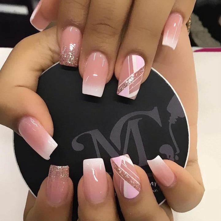 Artificial nail set with elegant French tips Kalsten