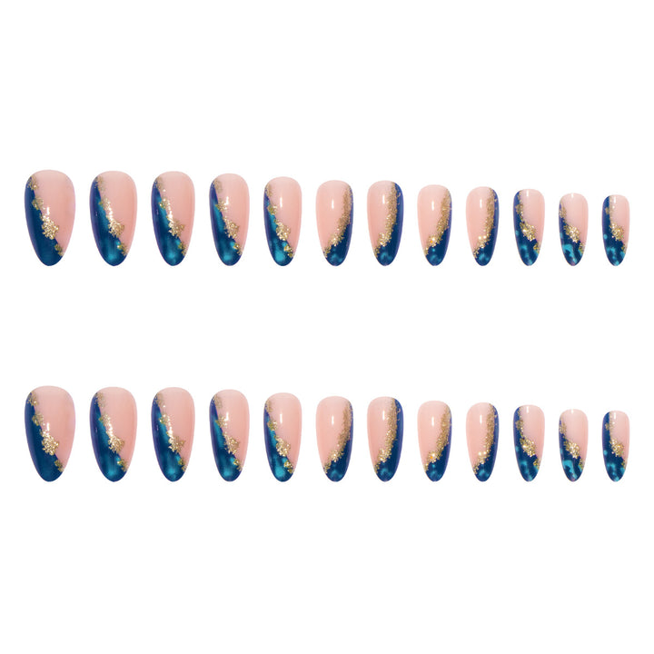 Artificial nail set with luxurious golden embellishments and elegant details Kalsten