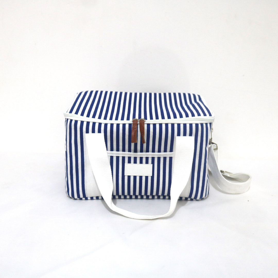 Women's cooler with practical carrying handles and insulated interior Kalsten
