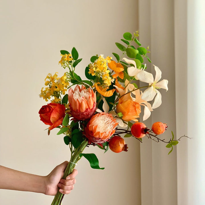 Lifelike Floral Arrangement for Modern Home Decor
