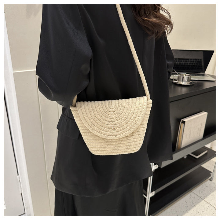 Hand-knotted mini bag with curved design Kalsten