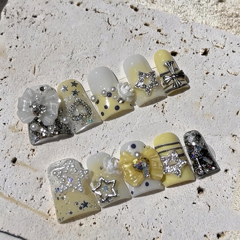 Decorative Star-Embellished Press-On Nail Set