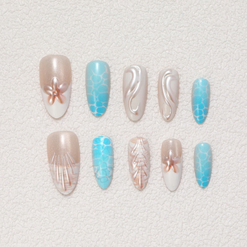 Exclusive art nails with maritime accents Kalsten