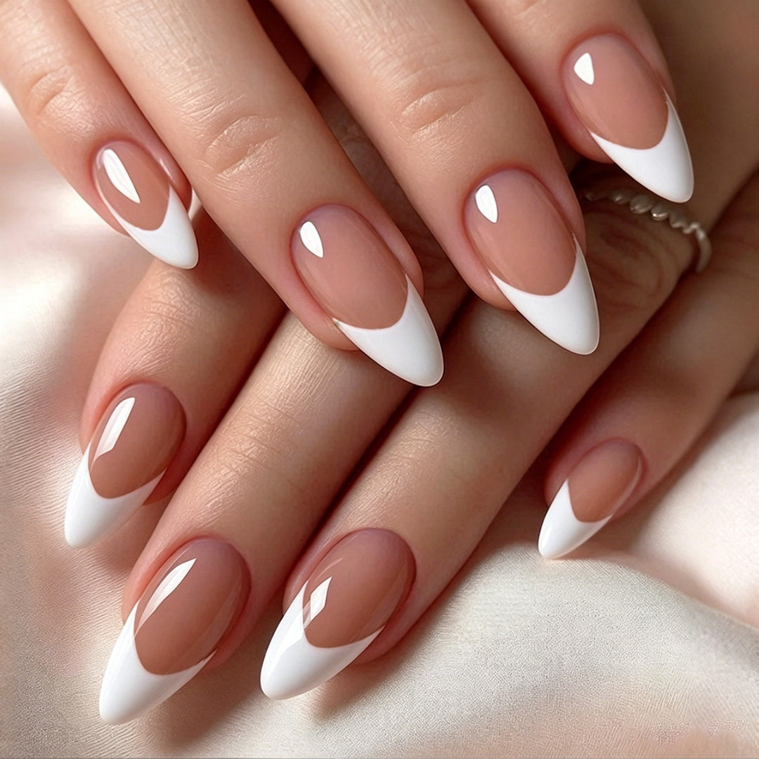 Stylish artificial nails with elegant tips Kalsten