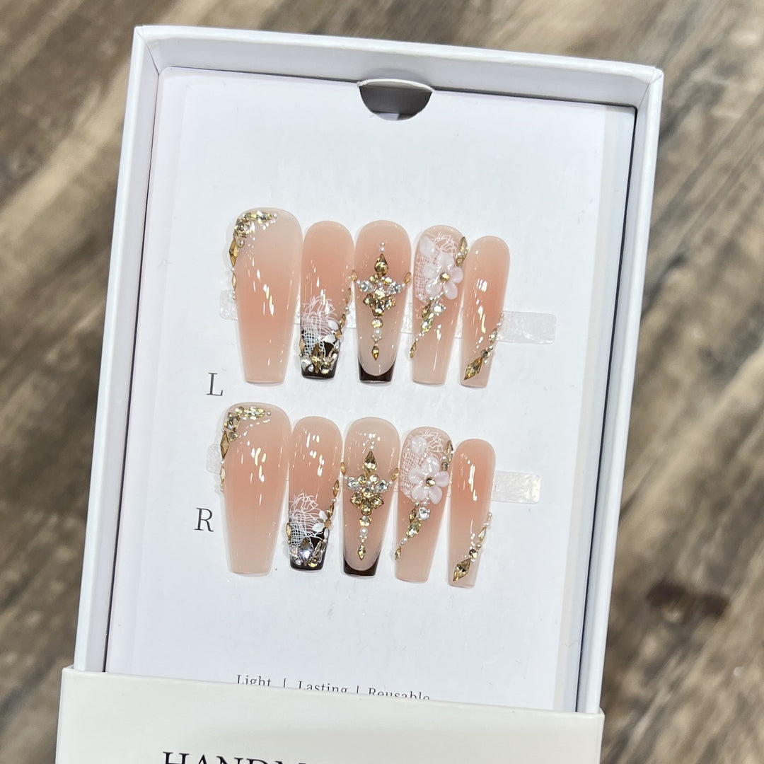 Artistic Reusable Press-On Nail Set with Floral and Gold Accents Kalsten