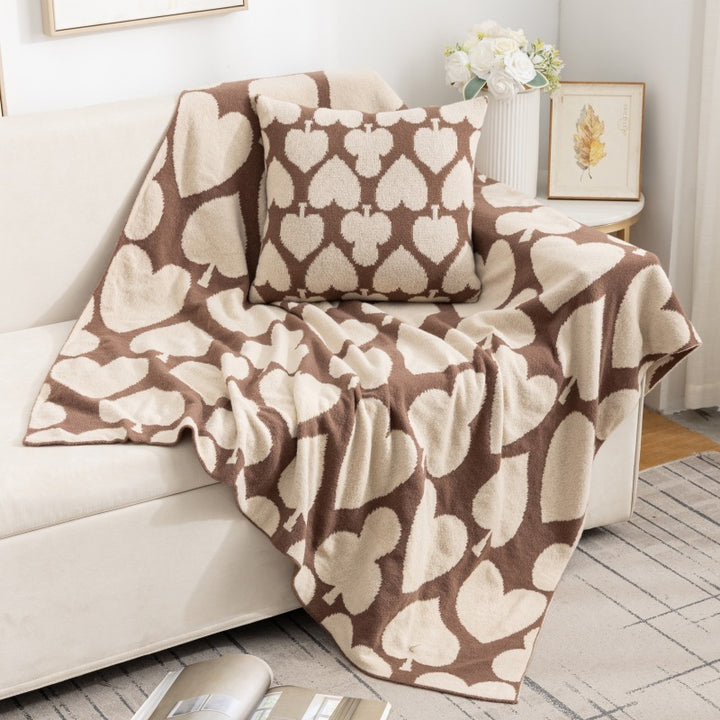 Plush Hearts Pattern Throw Blanket