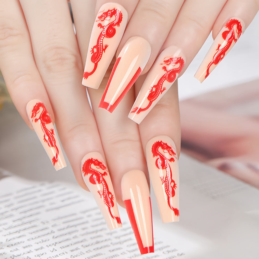 Art nails with dragon motif Kalsten