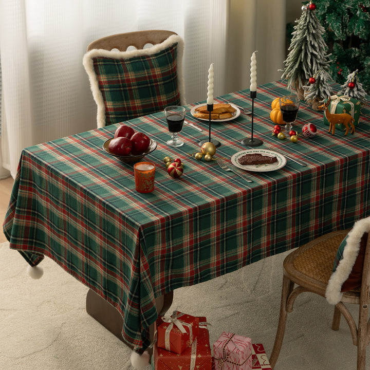 Rectangular checkered tablecloth made of cotton blend with pompom tassels Kalsten
