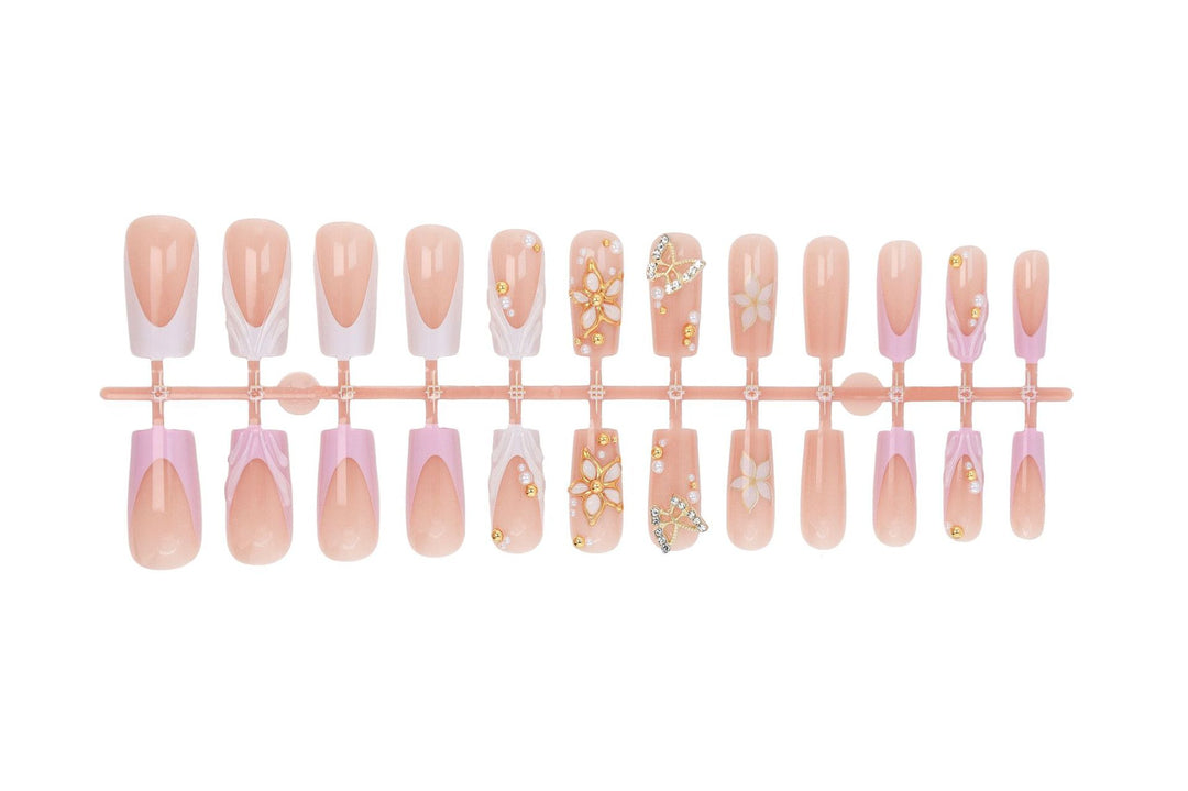 Artificial nails with luxurious 3D decorations and elegant accents Kalsten