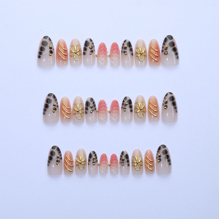 Decorative Press-On Nail Art Set with Floral Accents Kalsten