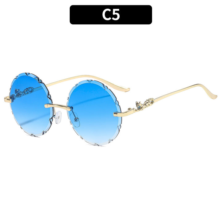Vintage-Inspired Round Floral Sunglasses