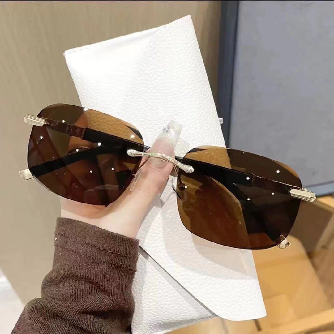 Sleek Shield Sunglasses with Star Accent Kalsten