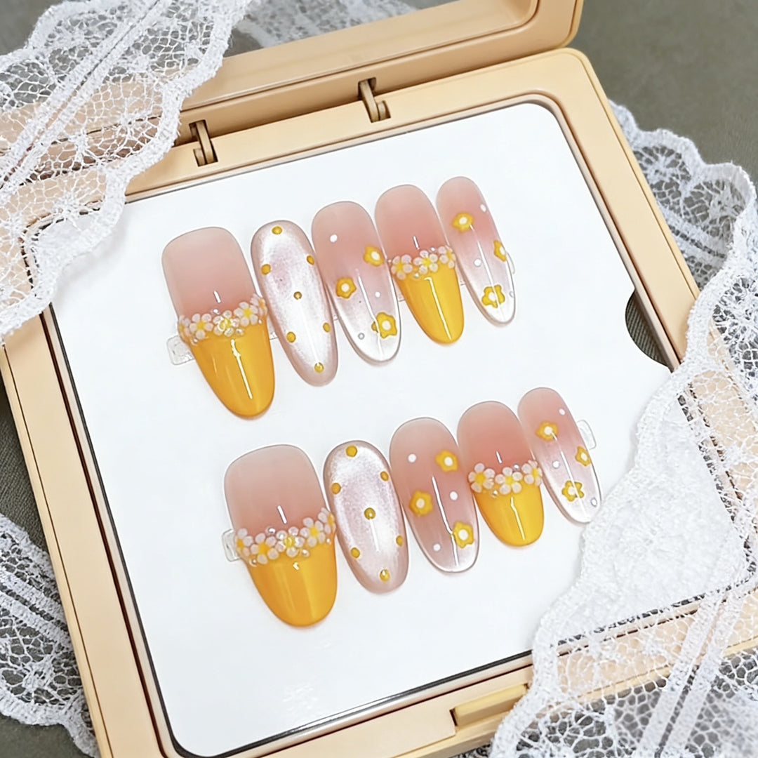 Artistic Floral-Designed Press-On Nail Set Kalsten