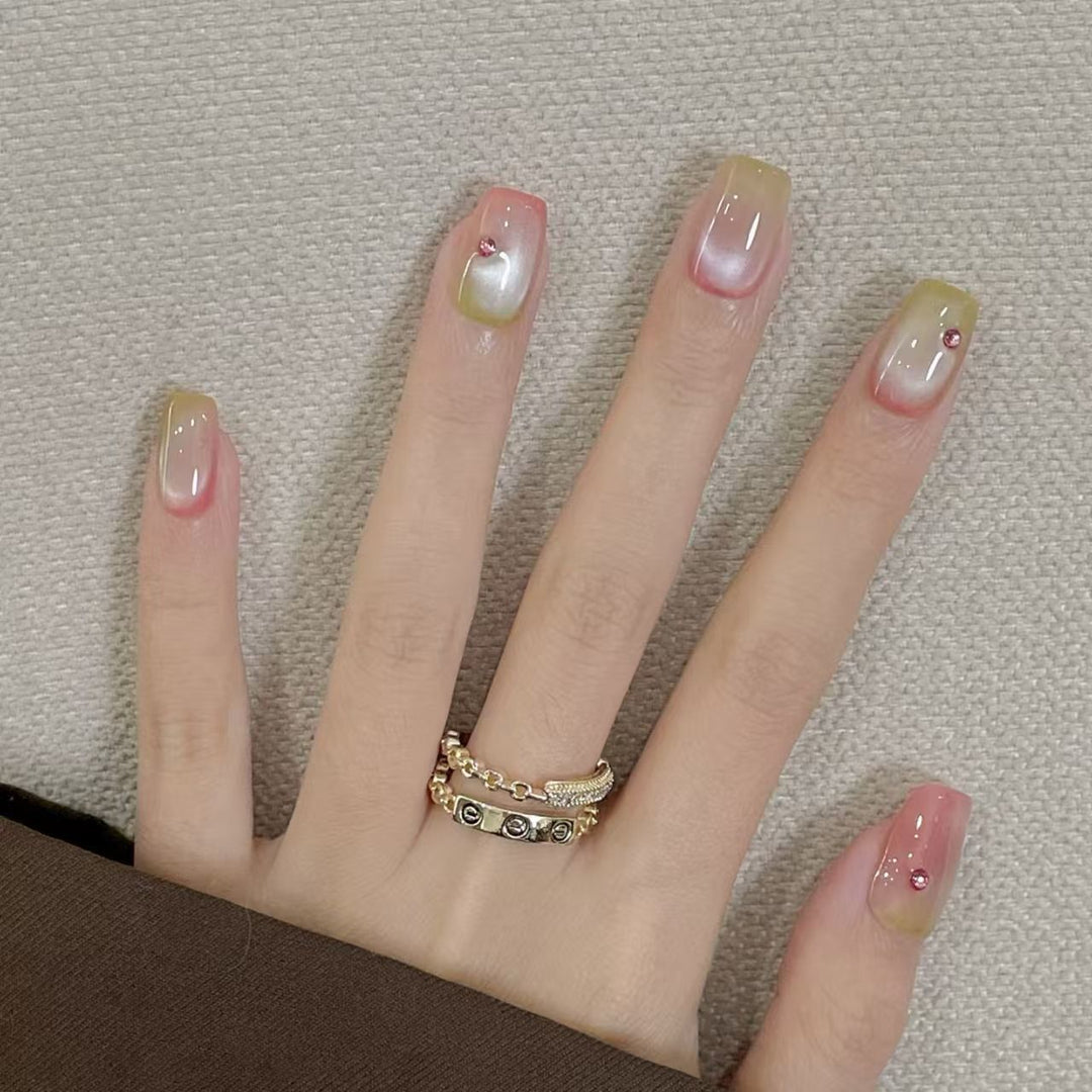 Artificial artificial nails with elegant ombre effects and glitter accents Kalsten