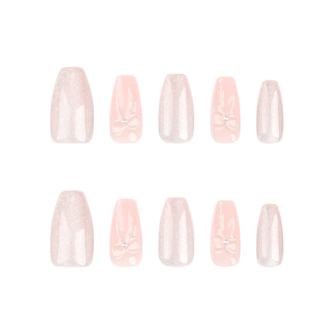 Artistic acrylic nails with glittering ombre design Kalsten