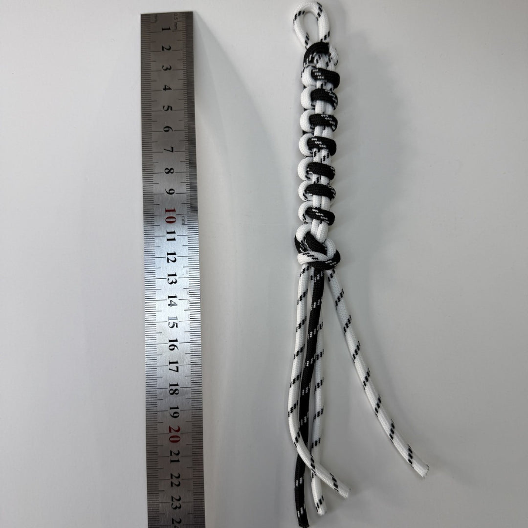 Sporty Paracord Bracelet Kalsten