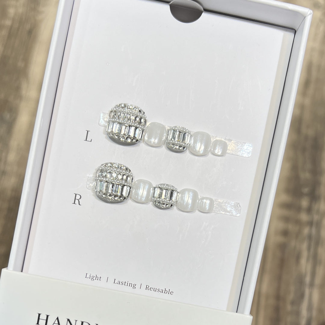 Decorative Crystal-Embellished Hair Clip Set Kalsten
