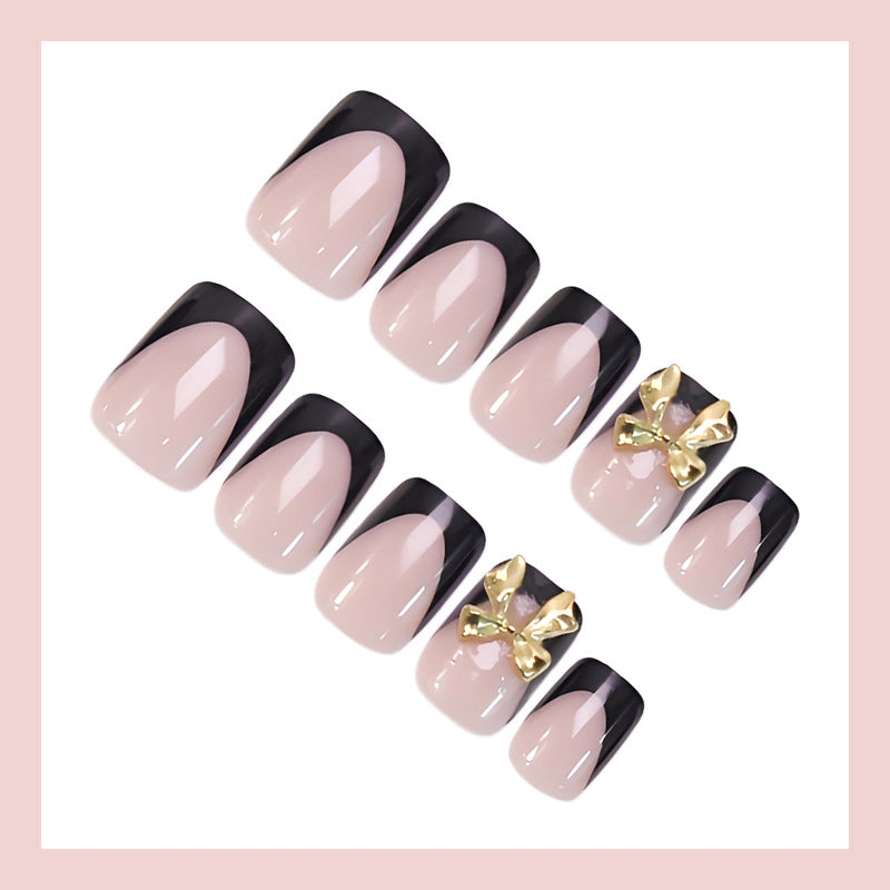 Artificial nail set with stylish and elegant black lace tips Kalsten