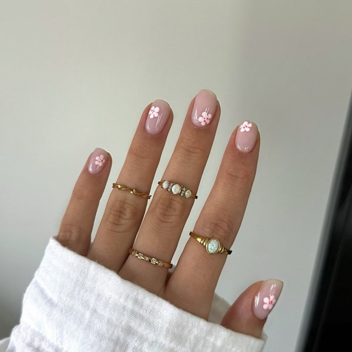 Floral Design Press-On Nail Extensions Kalsten
