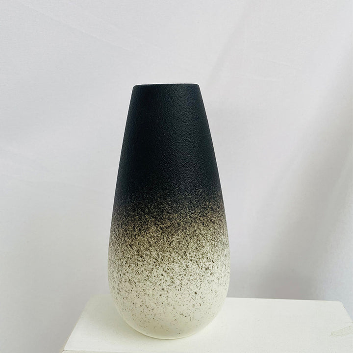 Modern Textured Ceramic Vase Kalsten