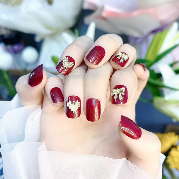Elegant Nail Art Kalsten